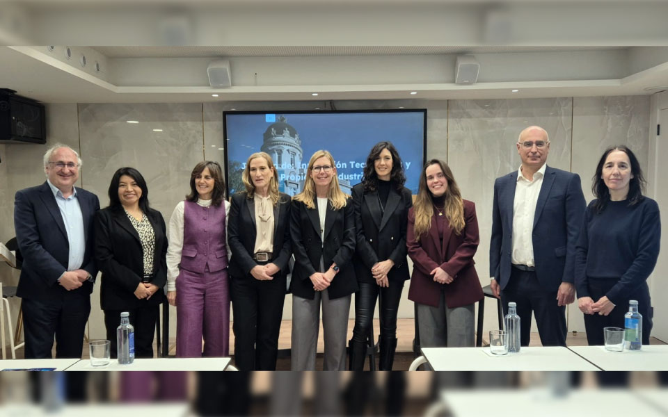 img-lanzamientoMasterBCN-web